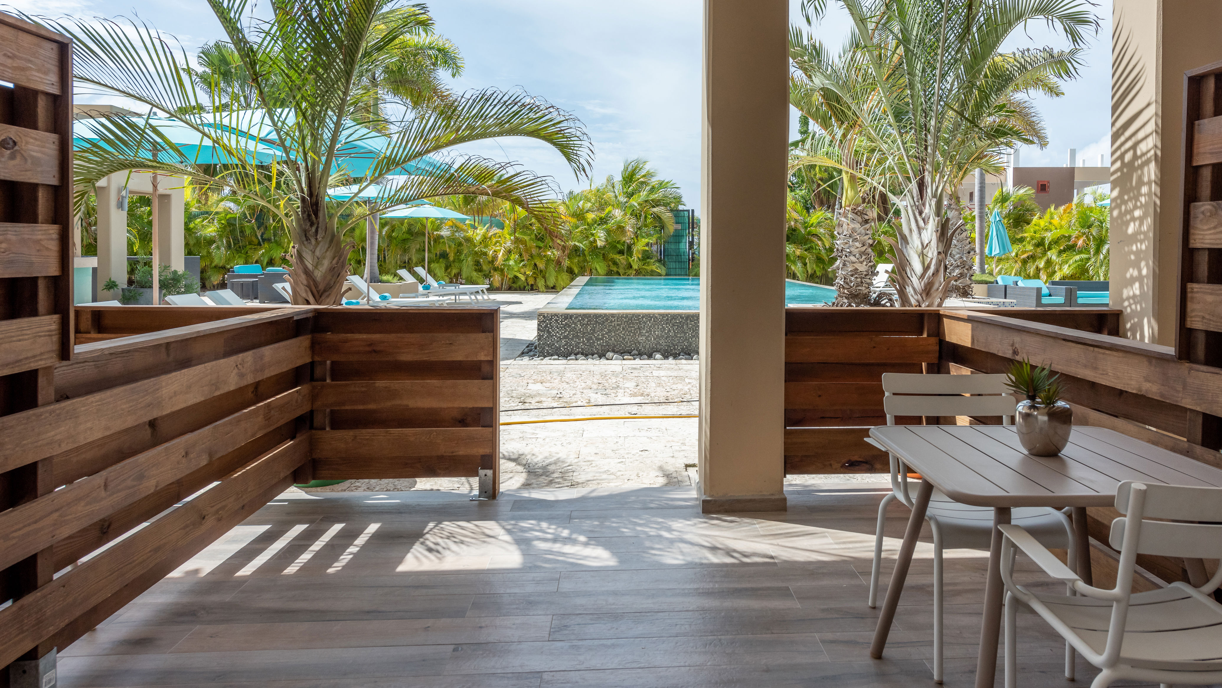 Fly & Go The Kontiki Beach House