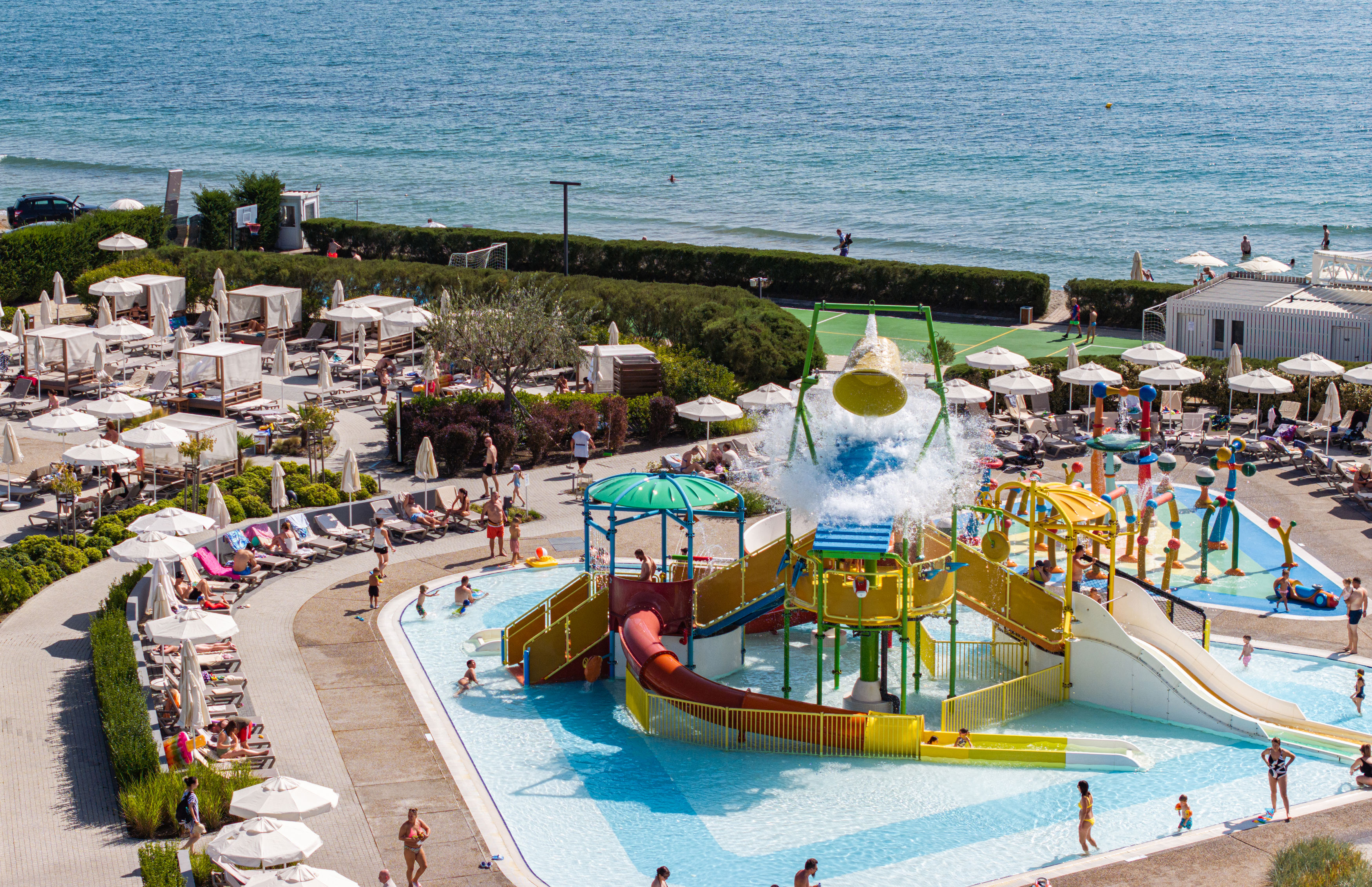 Wave Resort