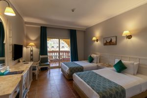 Sentido Mamlouk Palace