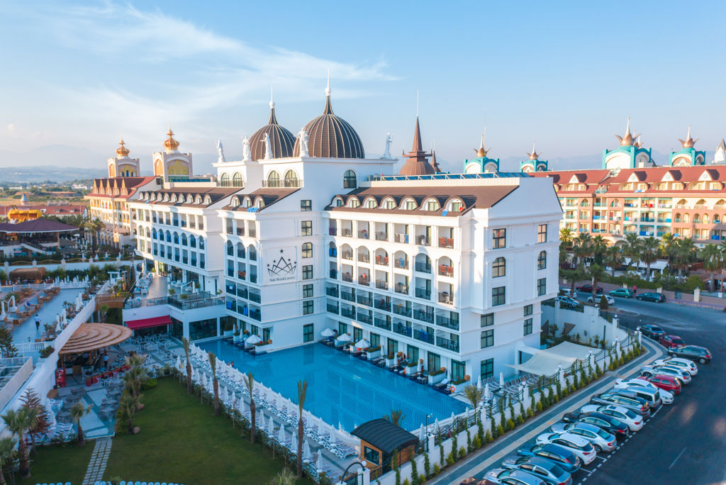 Side Royal Style Hotel