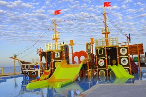 Titanic Royal & Aqua Park