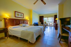 Woonvoorbeeld junior suite met zeezicht