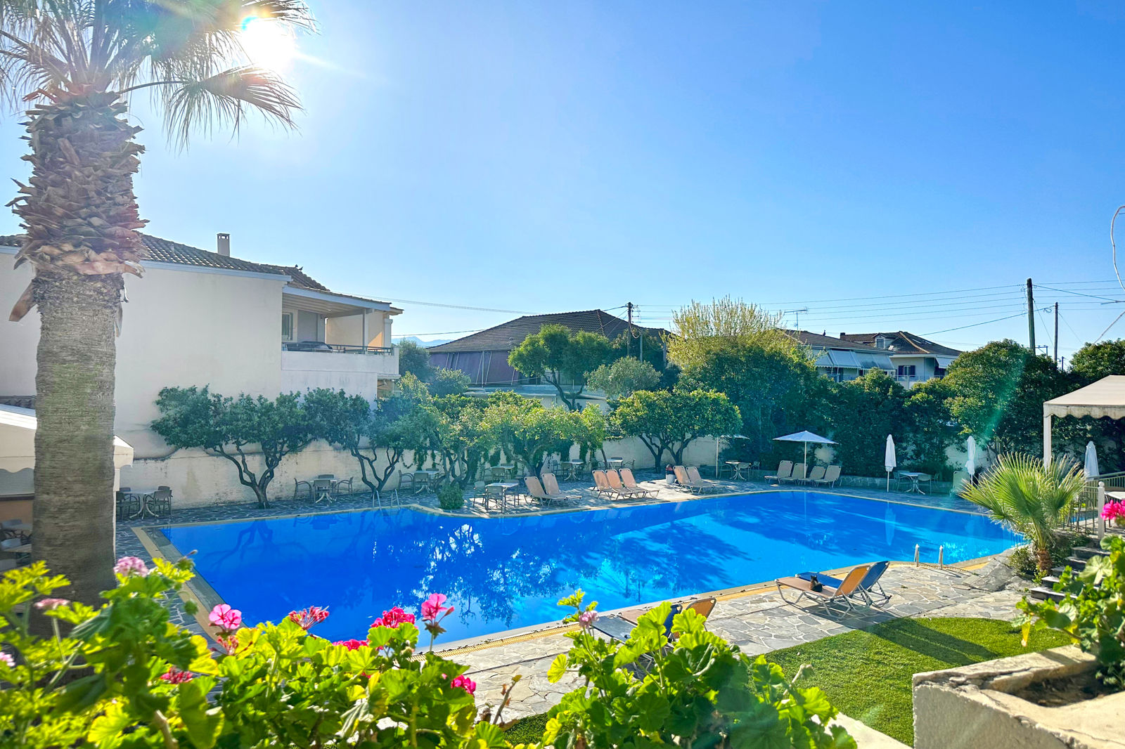 Konaki Hotel slide 1