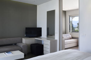 Pelagos Suites Hotel & Spa