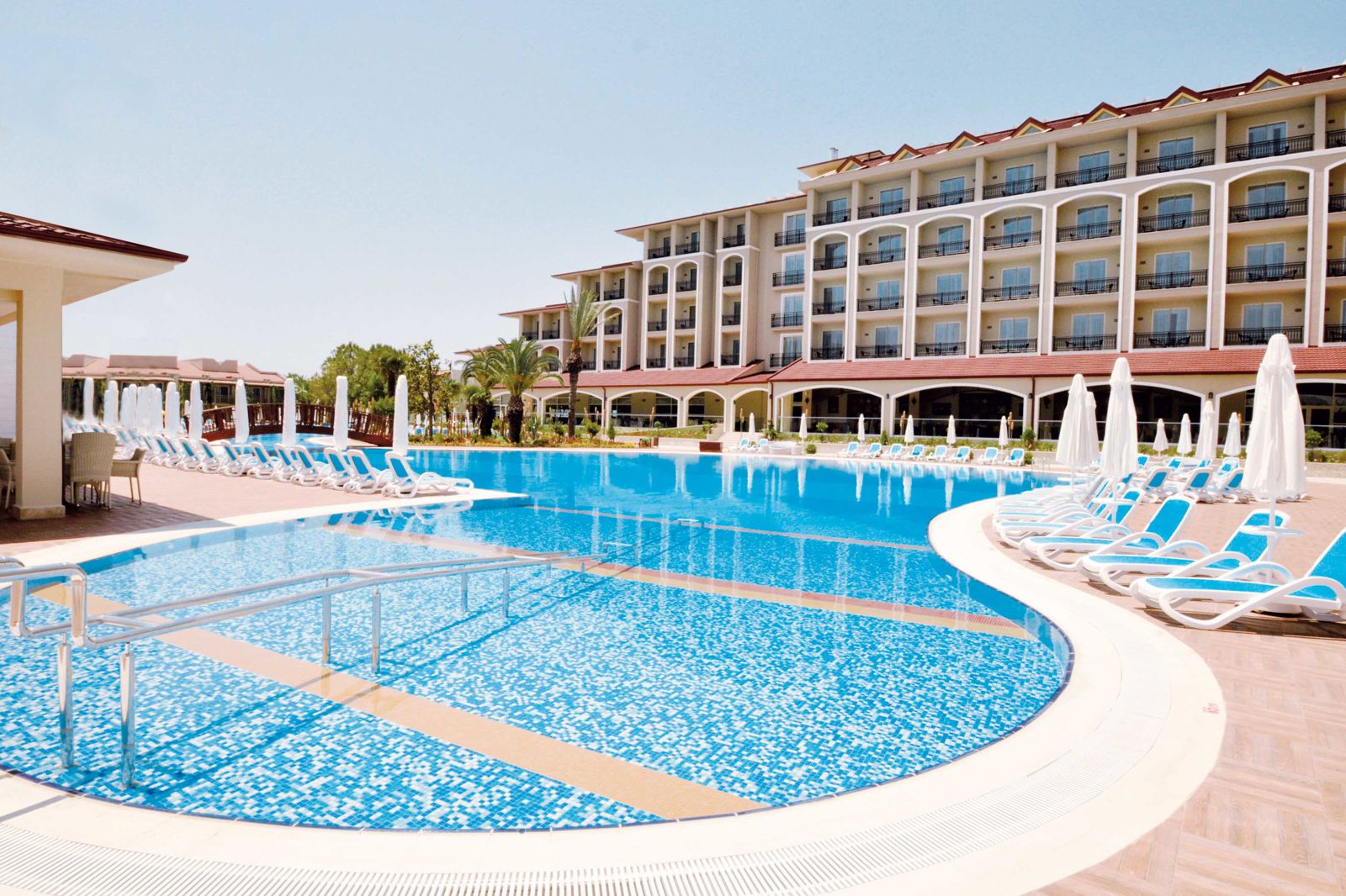 Paloma Oceana Resort