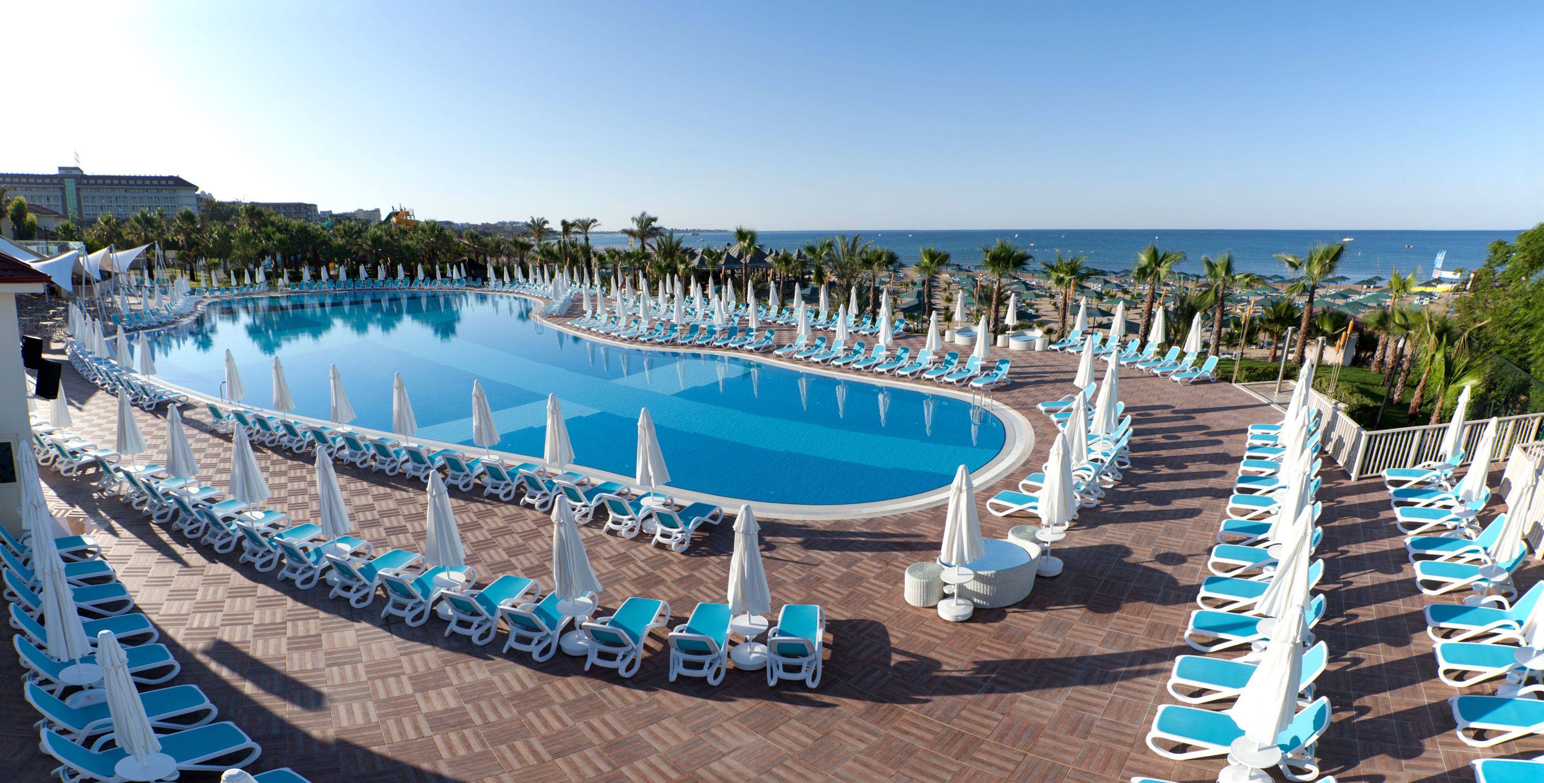 Paloma Oceana Resort