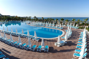 Paloma Oceana Resort