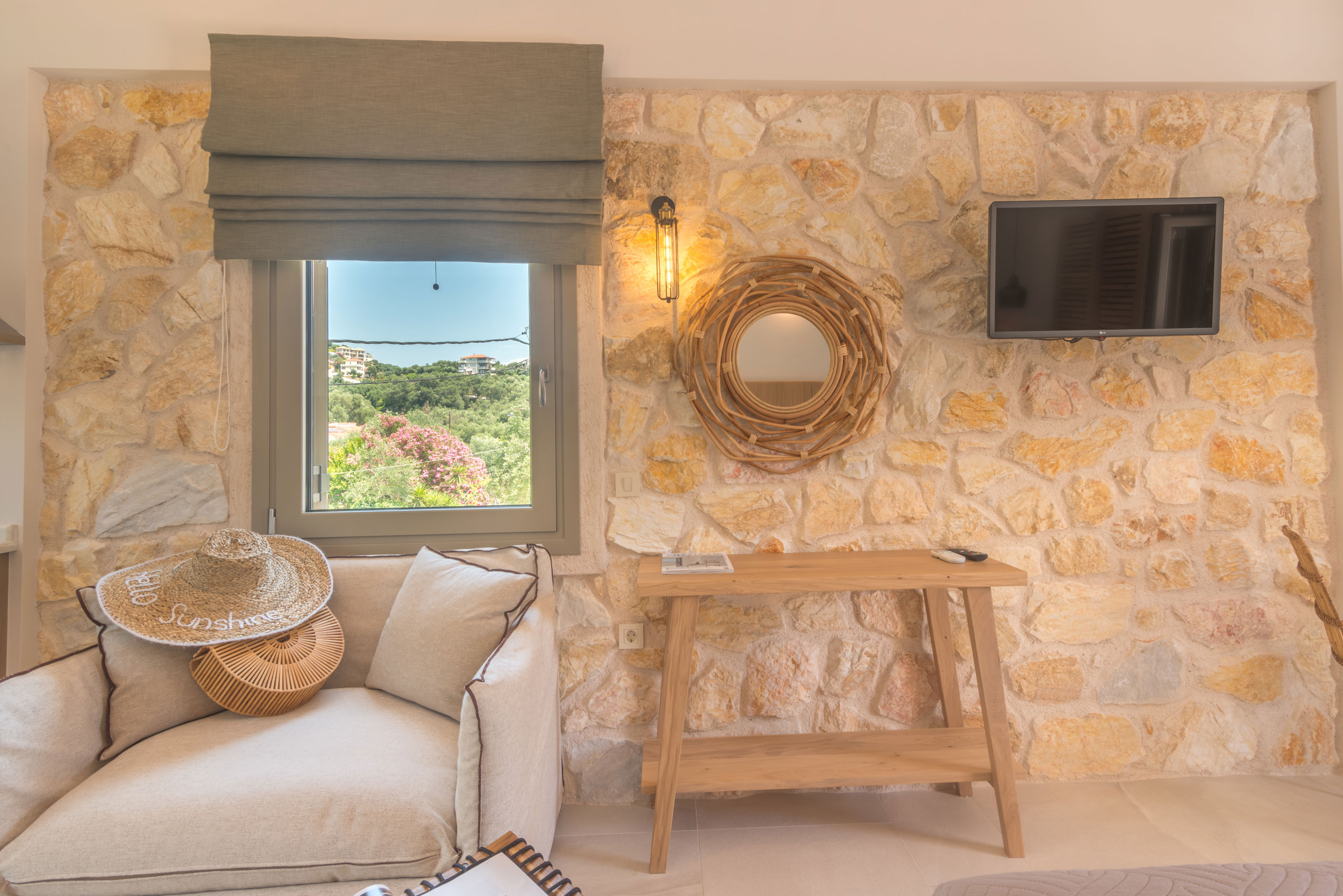 Perla Luxury Living
