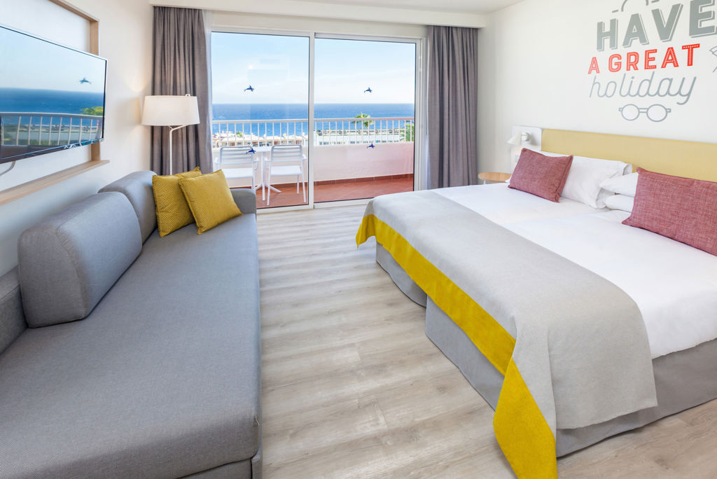 abora-interclub-by-lopesan-hotels