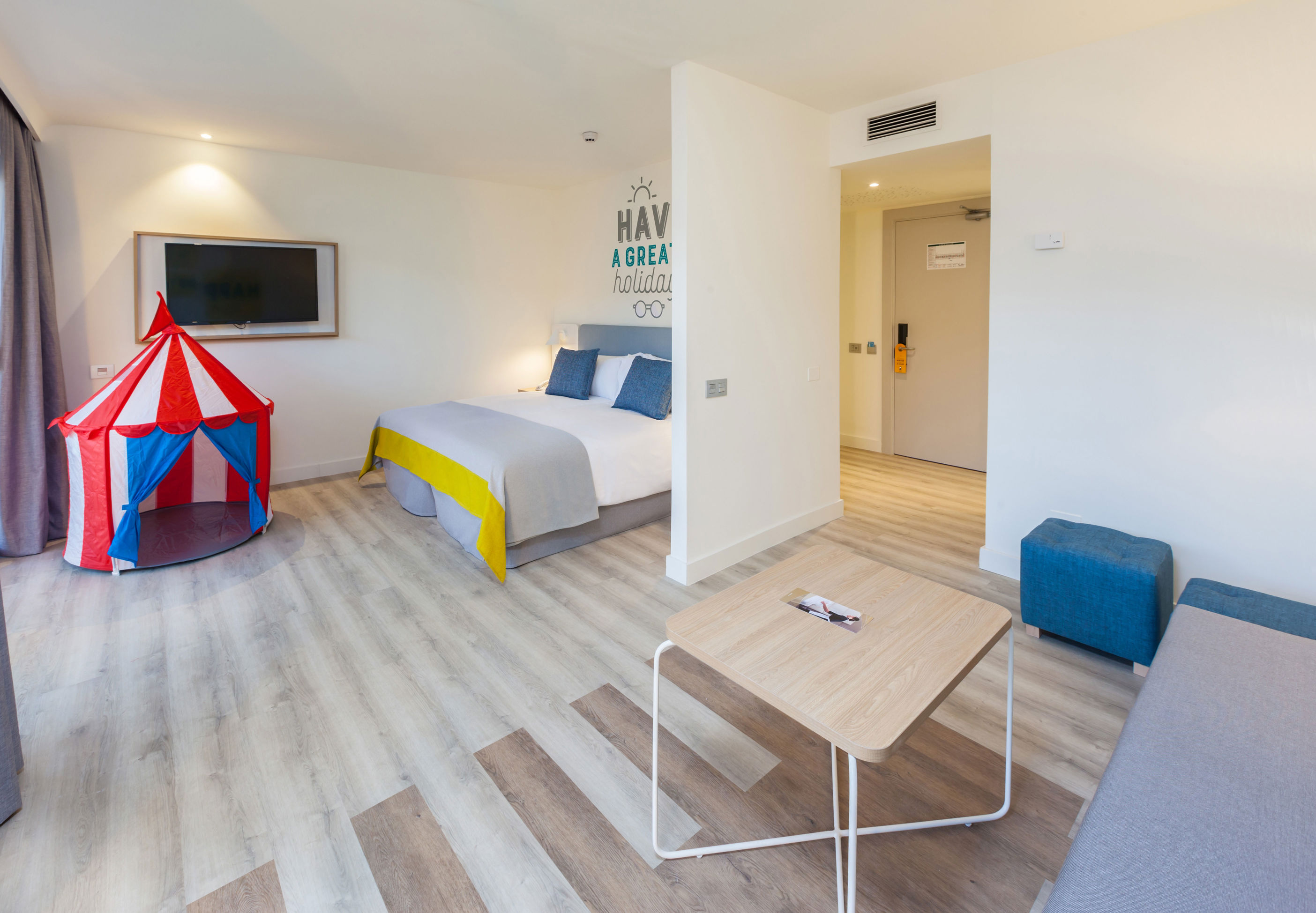 Abora Interclub by Lopesan Hotels