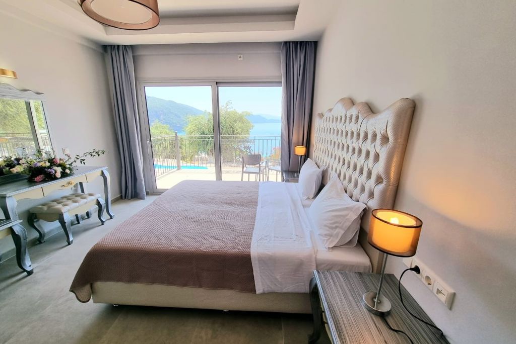 Enjoy Lichnos Bay Village