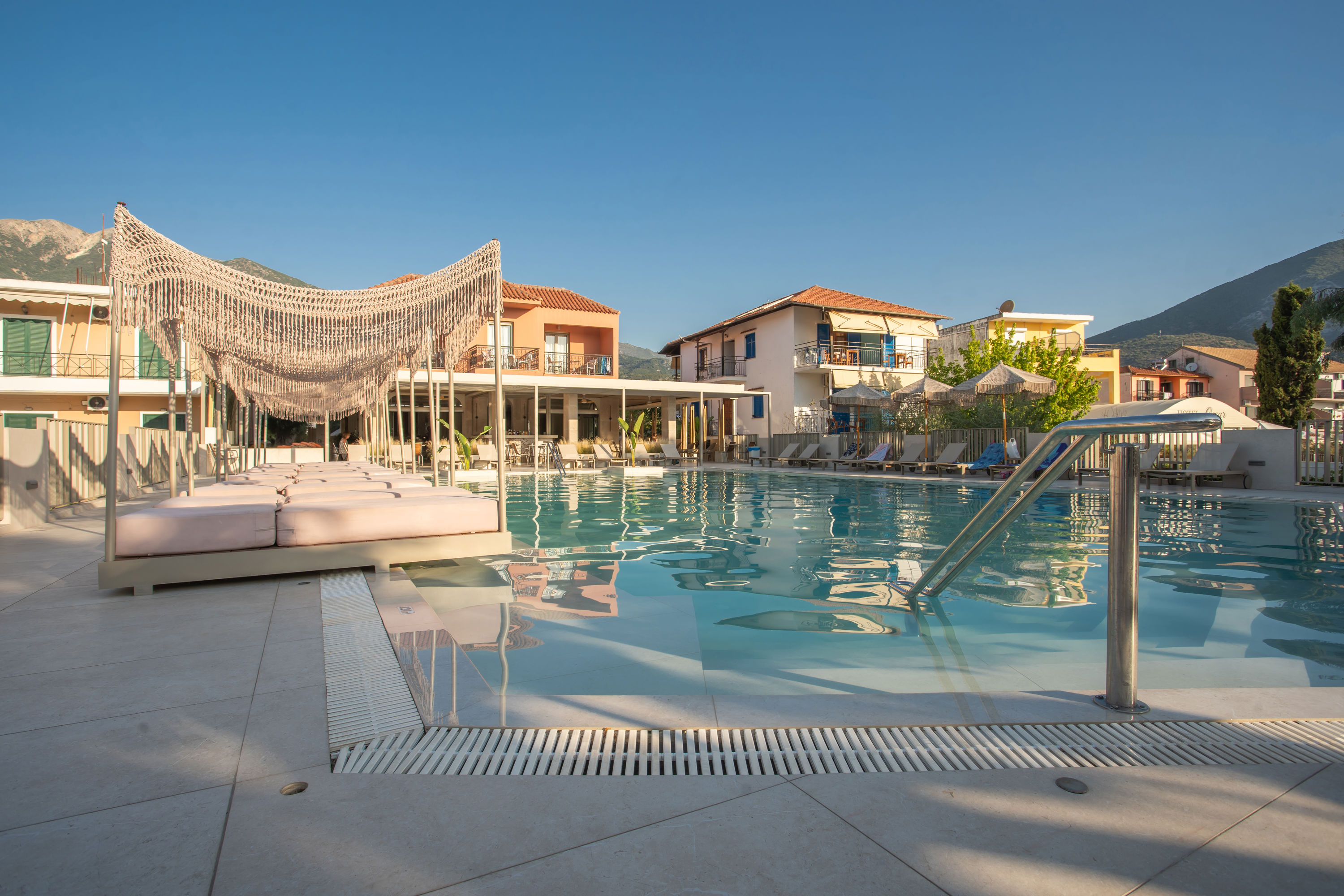 Athos Hotel