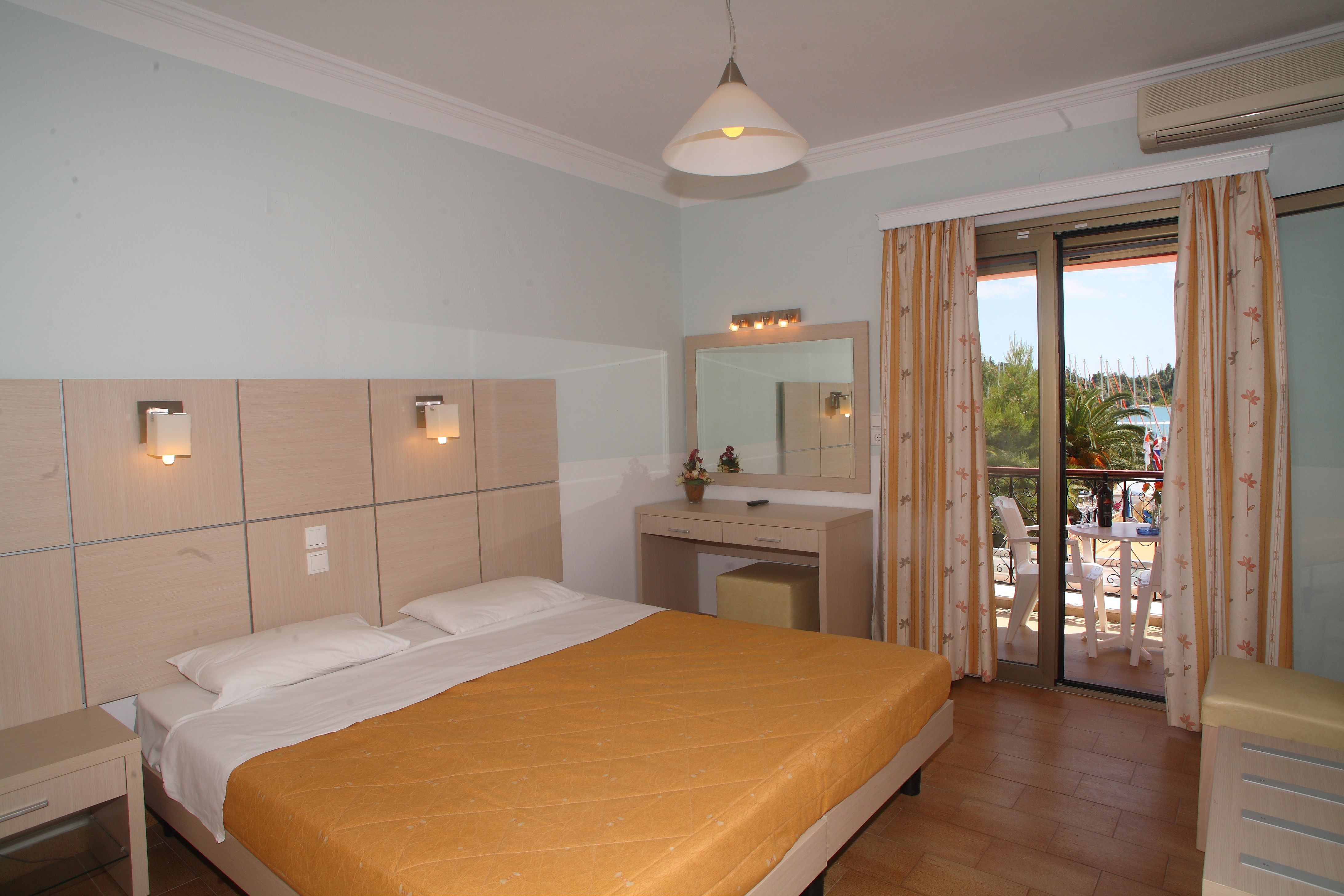 Athos Hotel
