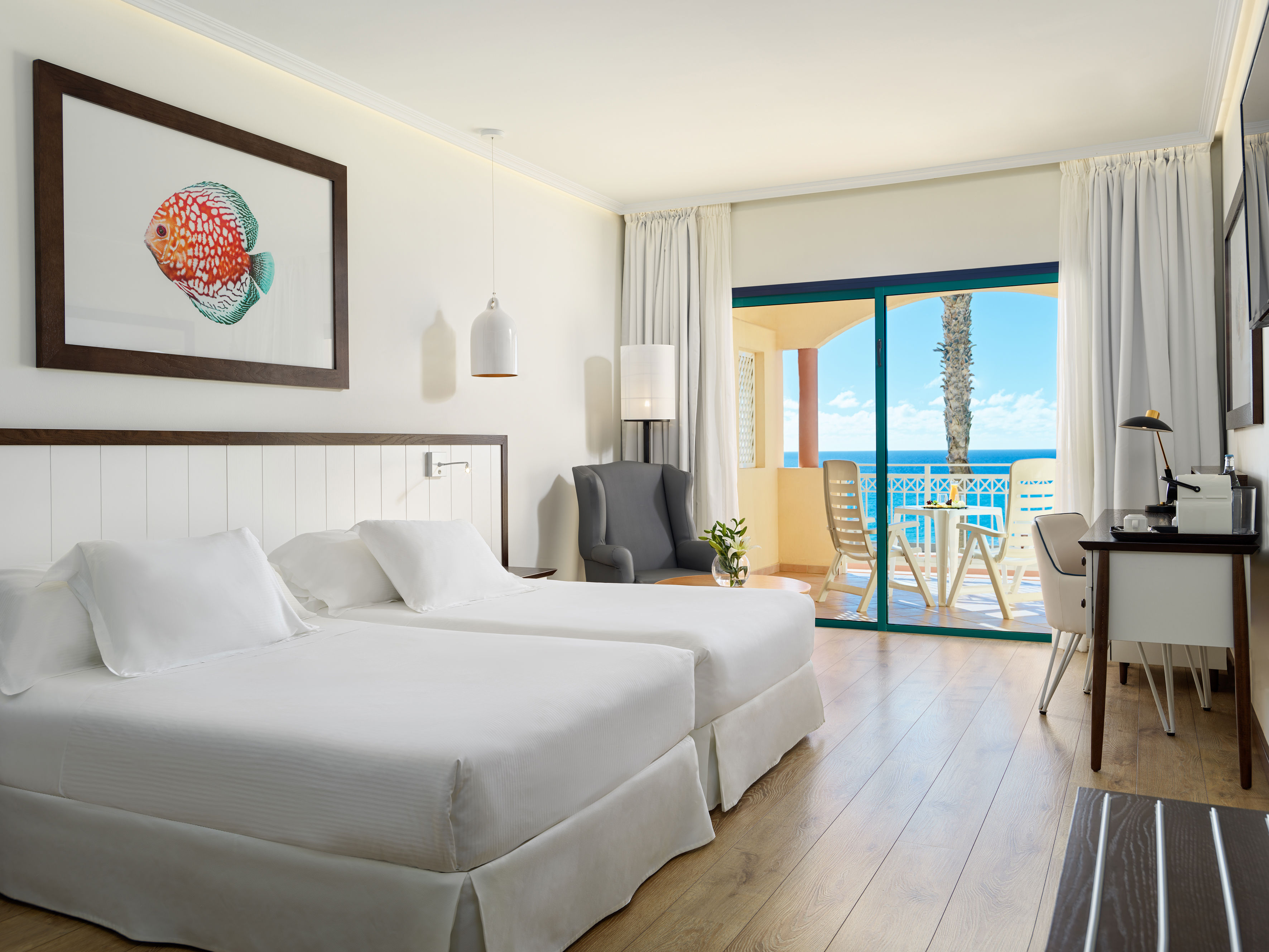 H10 Playa Esmeralda