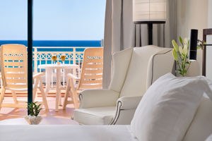 H10 Playa Esmeralda