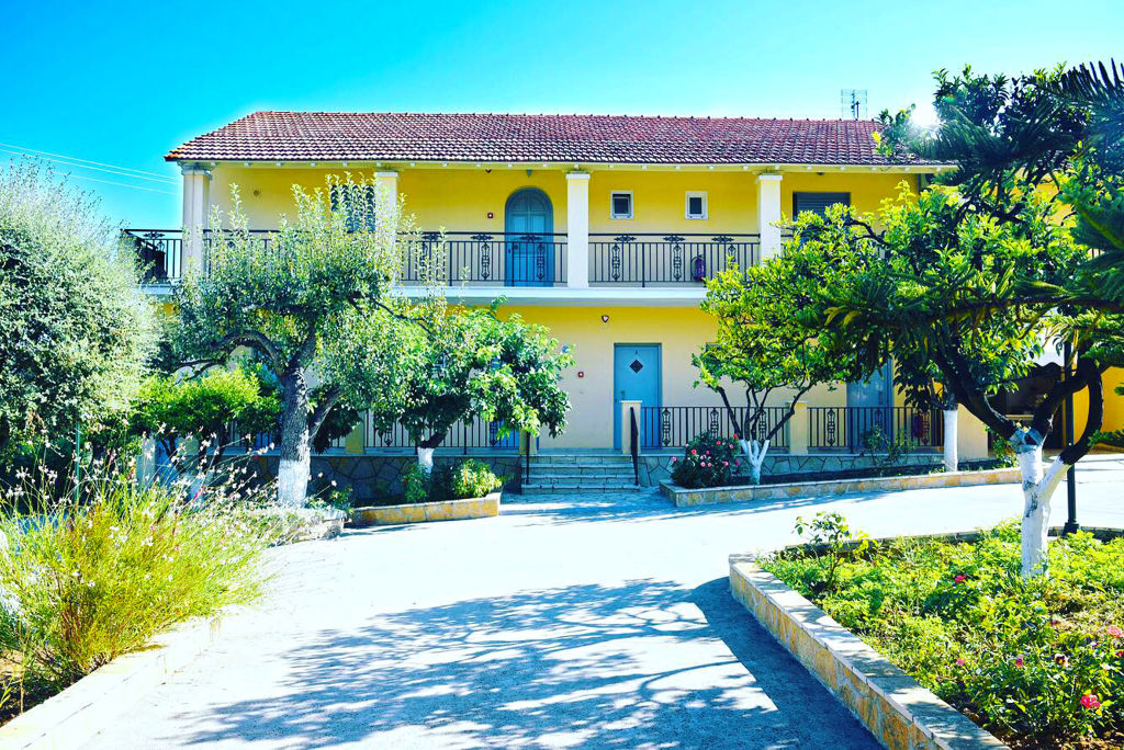 Spyridoula Apartments
