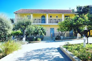 Spyridoula Apartments
