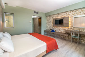 Pegasos Beach & Deluxe Resort