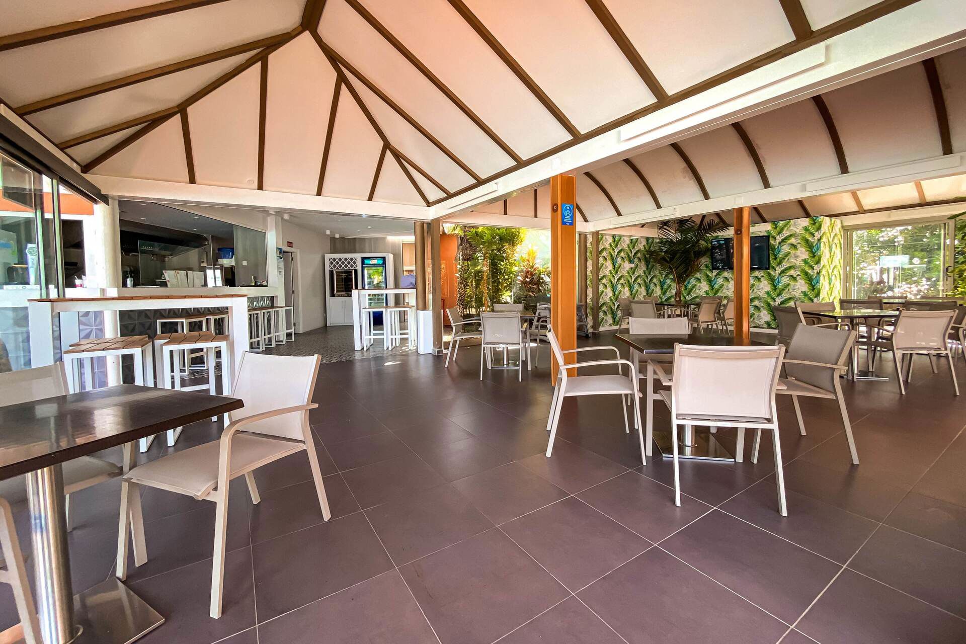 Cordial Sandy Golf Bungalows
