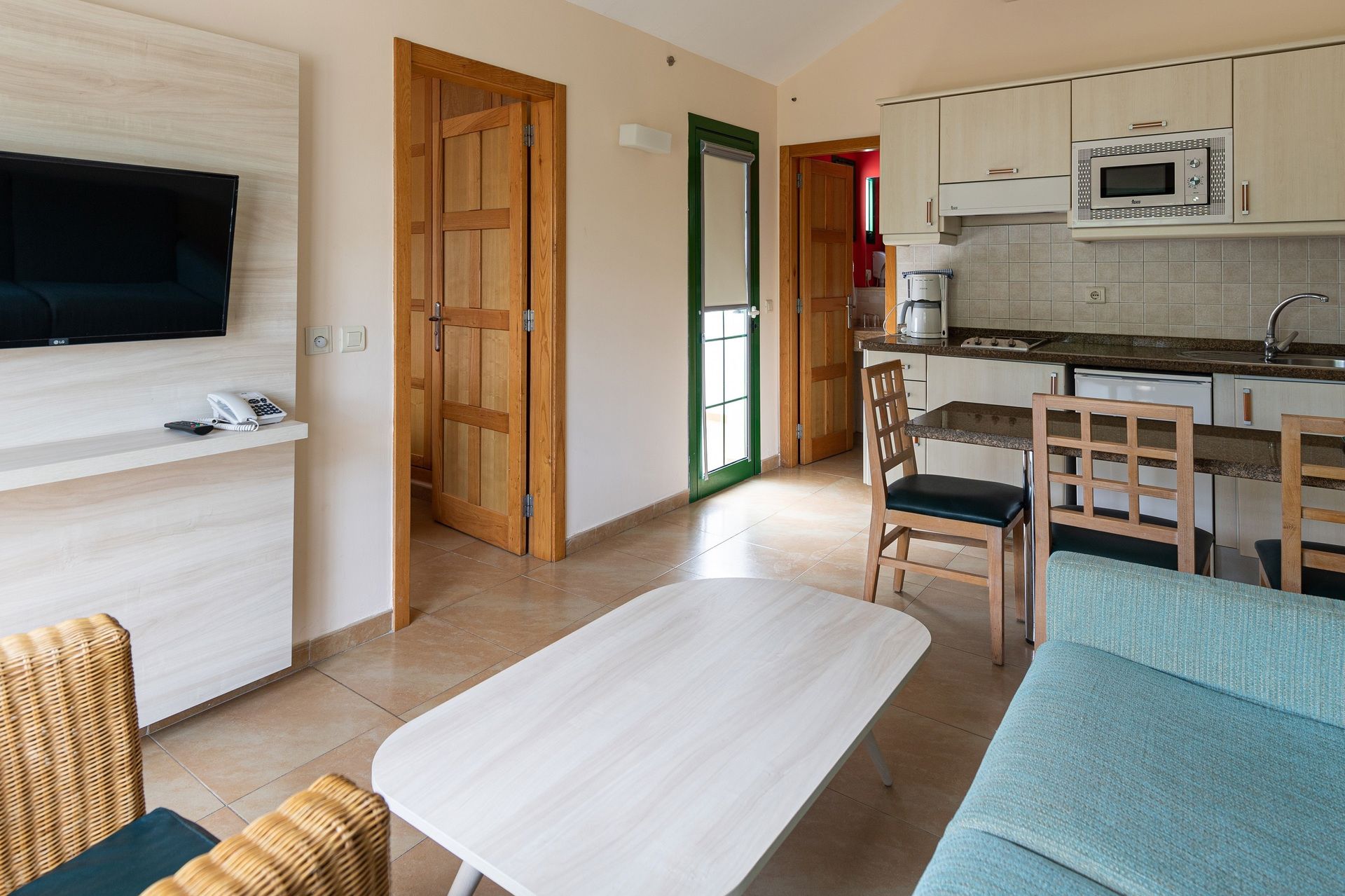 Cordial Sandy Golf Bungalows
