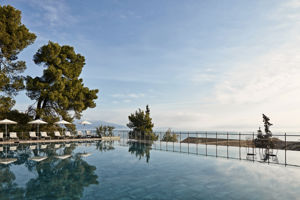 Kontokali Bay Resort & Spa