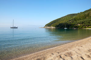 Lichnos Beach