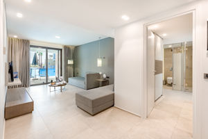 Woonvoorbeeld suite met twee slaapkamers