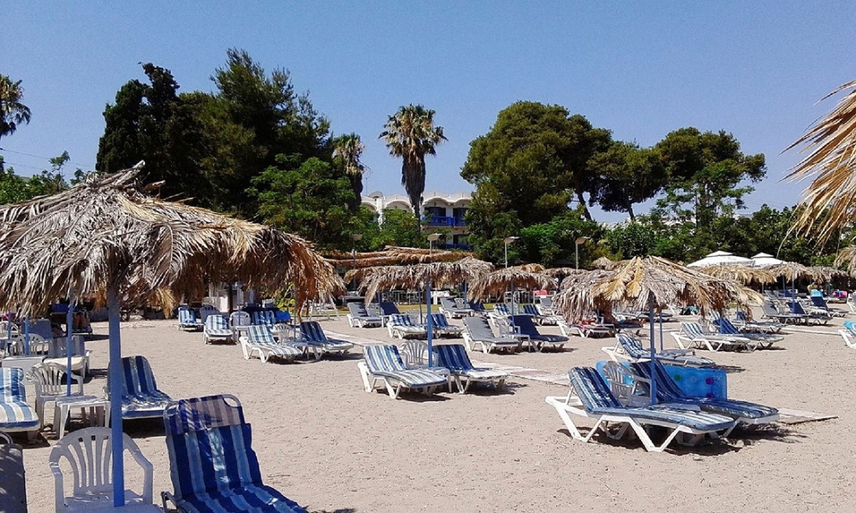 Theodorou Beach Hotel
