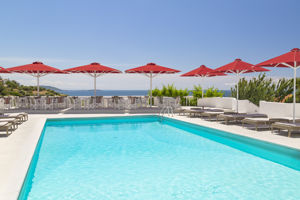 Lithos Hotel