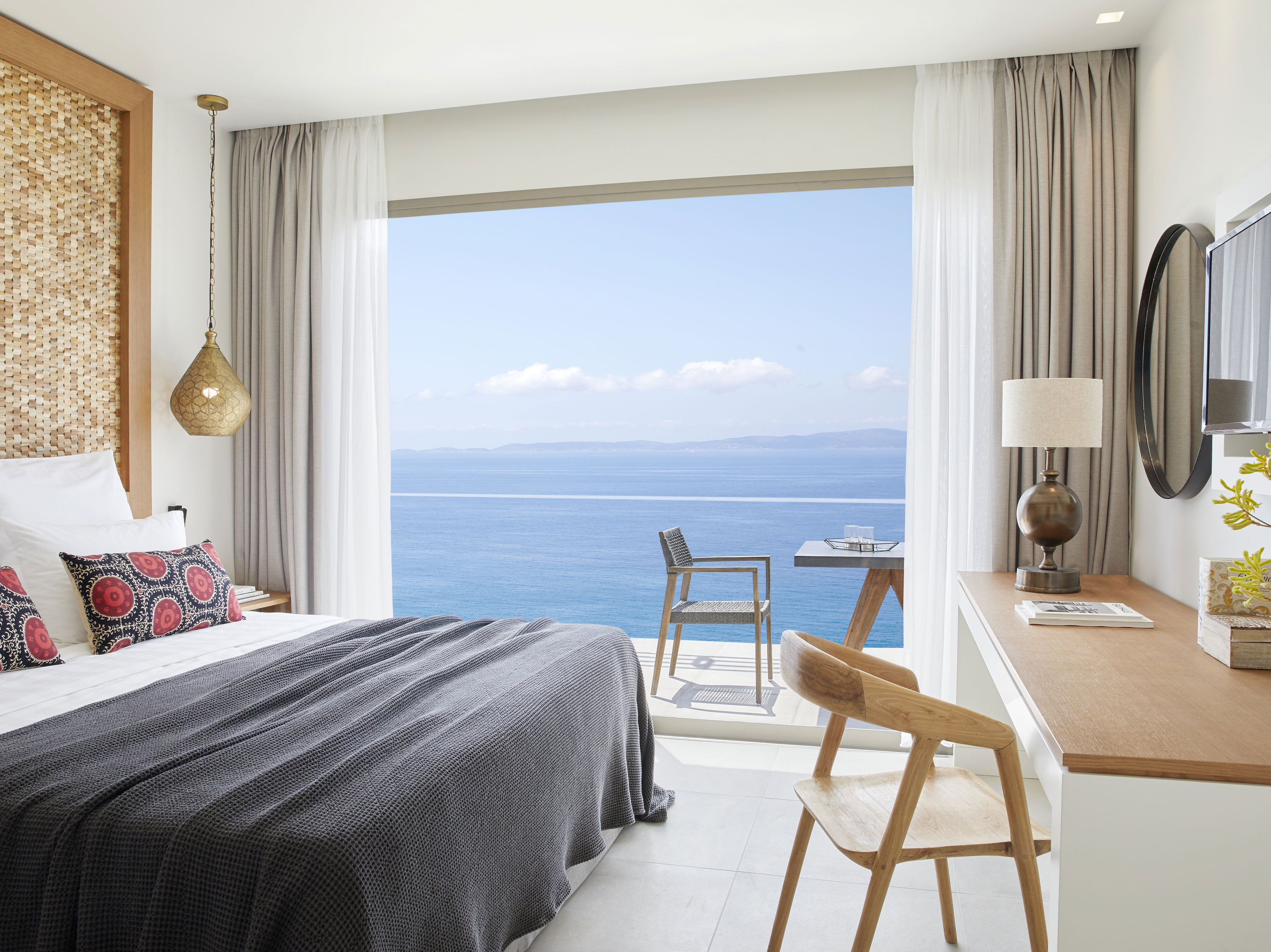Elix, Mar-Bella Collection