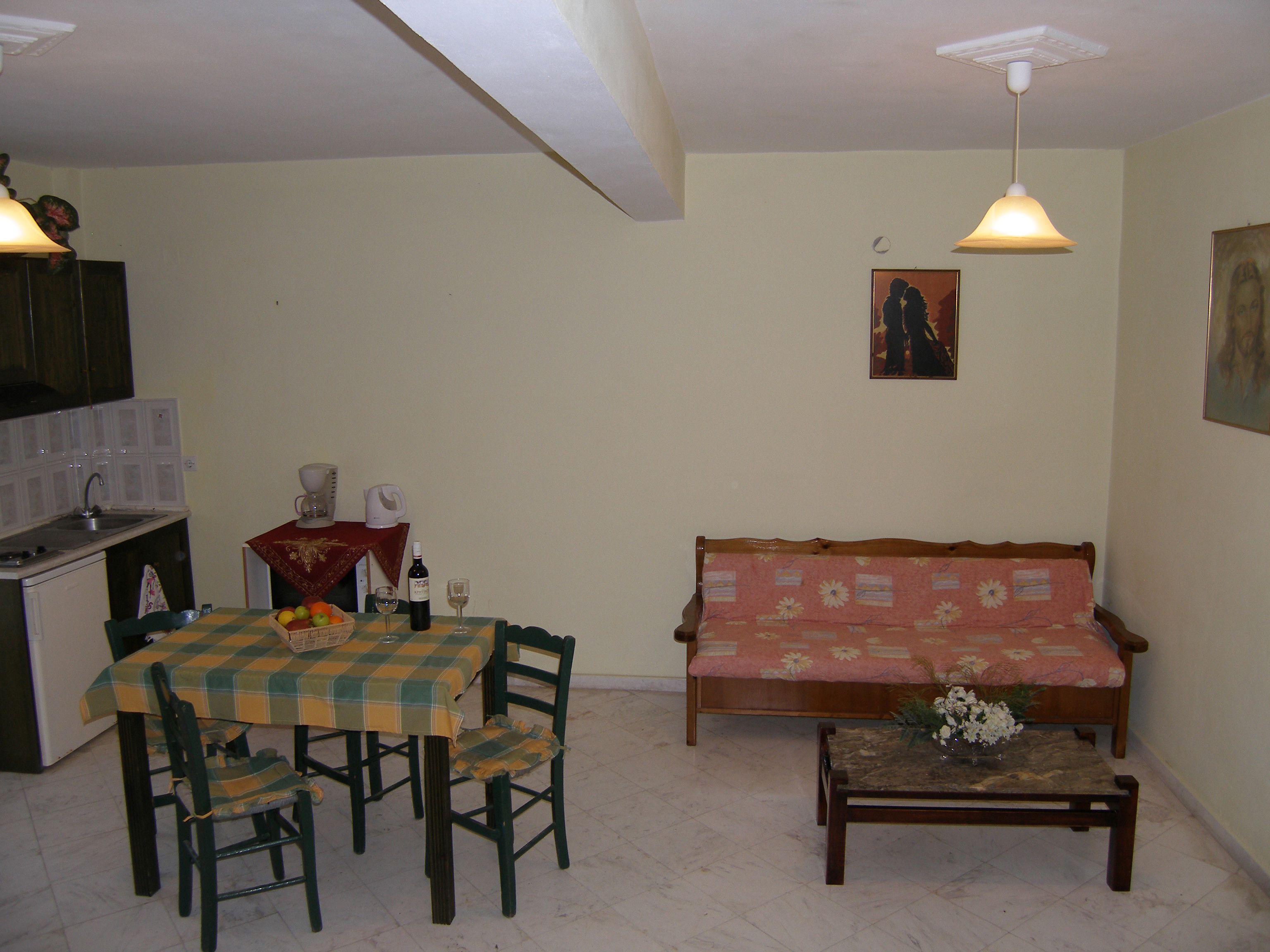 Elektra Apartments