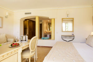 Viva Suites & Spa