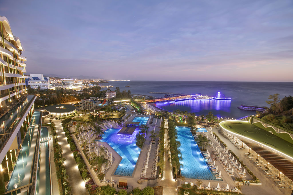 Mylome Luxury Hotel & Resort