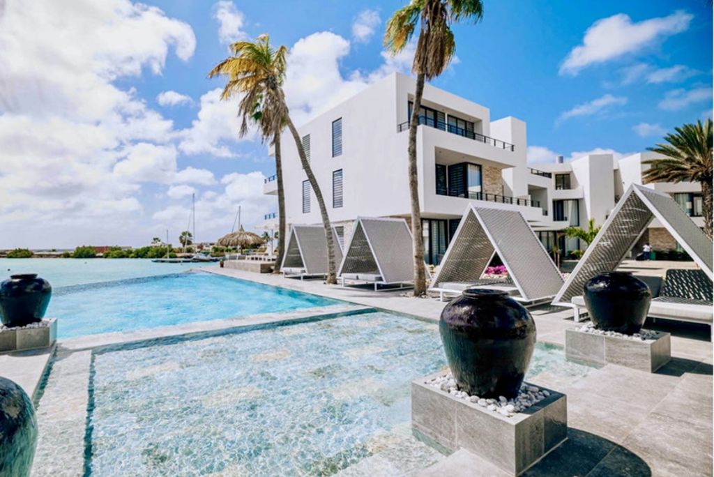 van-der-valk-plaza-island-residence-bonaire