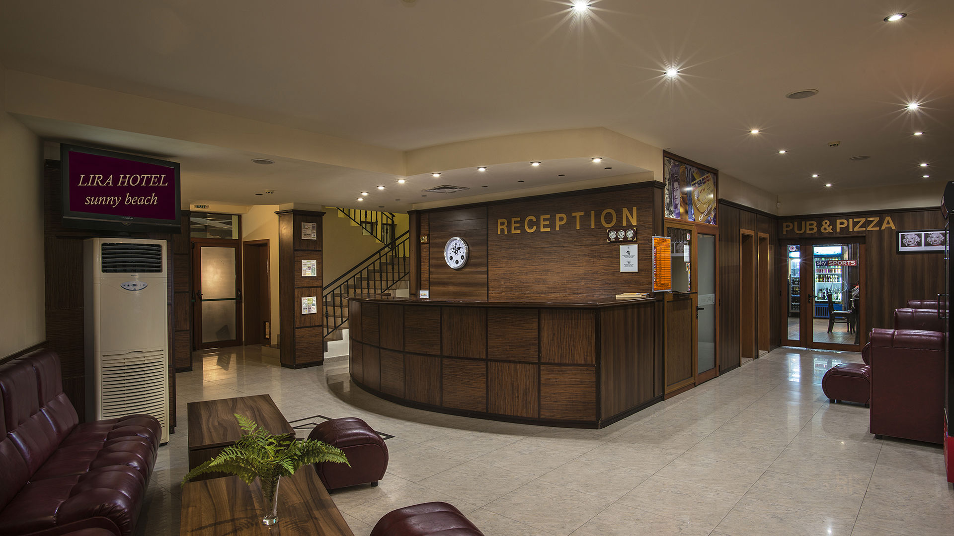 Lira Hotel
