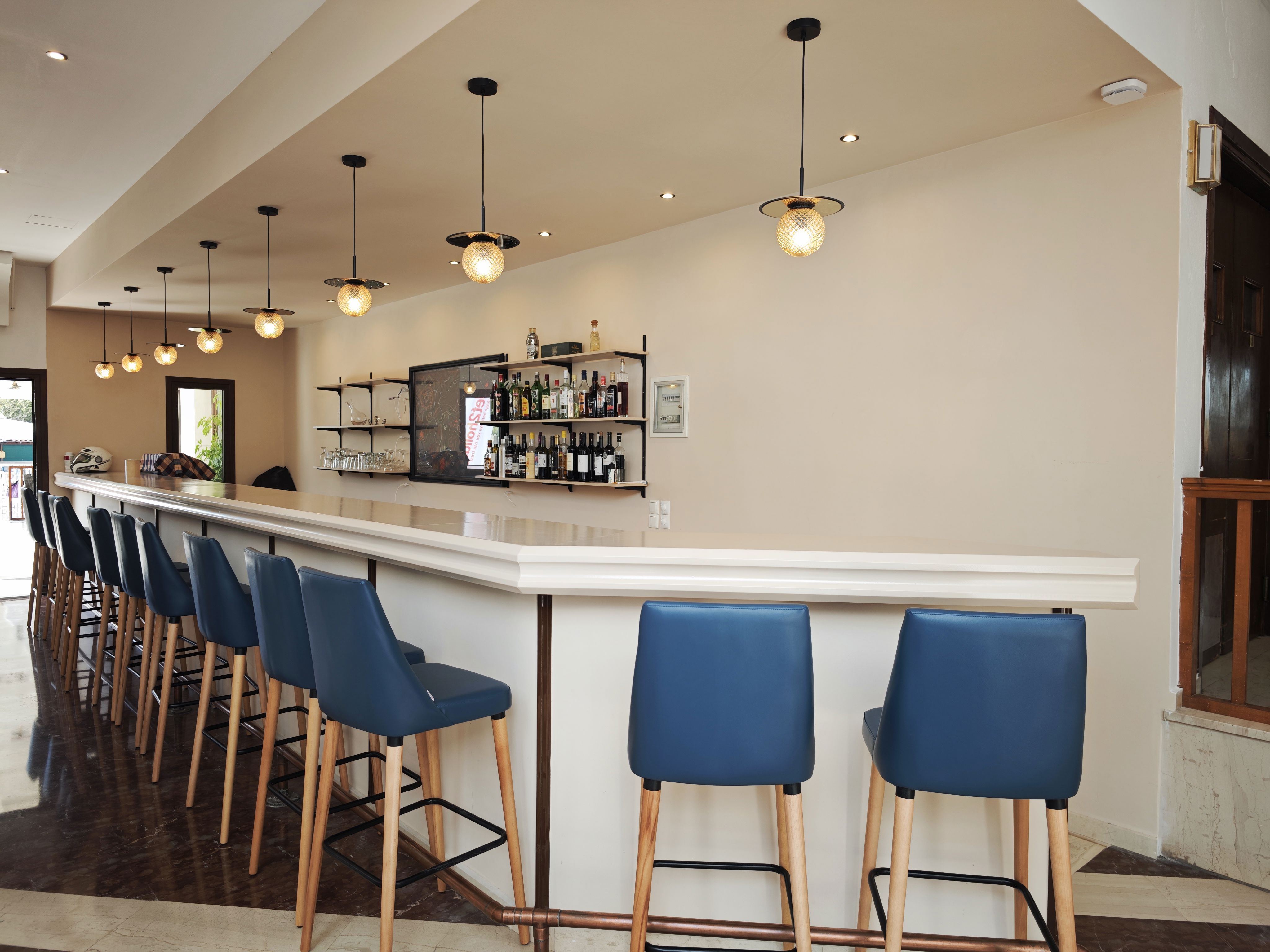 Pasiphae Hotel