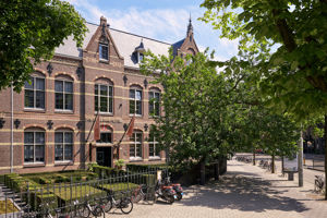 The College Amsterdam incl. diner