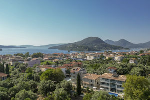 Zisis Suites
