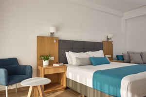 Cavo Orient Beach Hotel & Suites