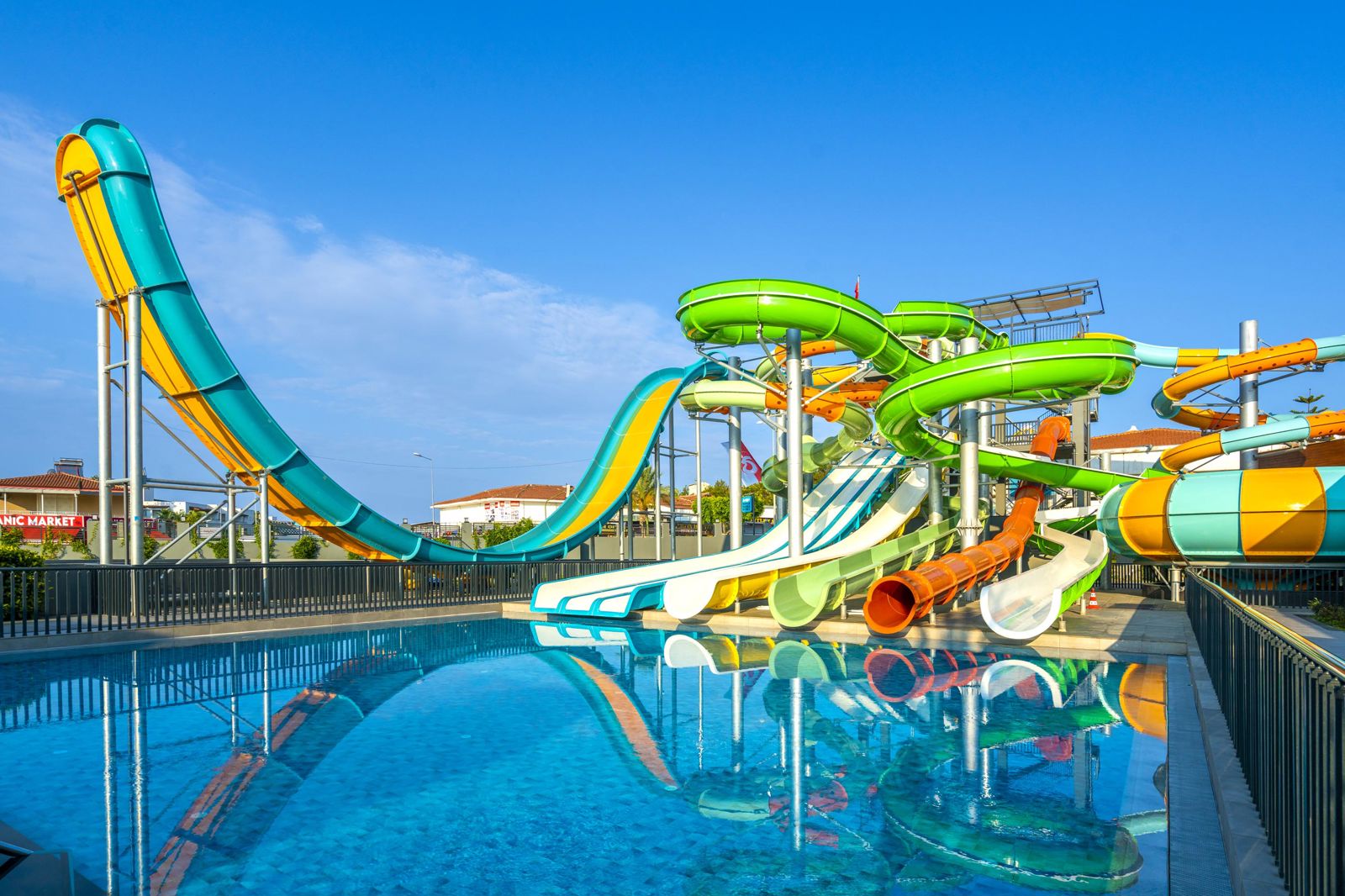 Kirman Calyptus Resort & Spa slide 2