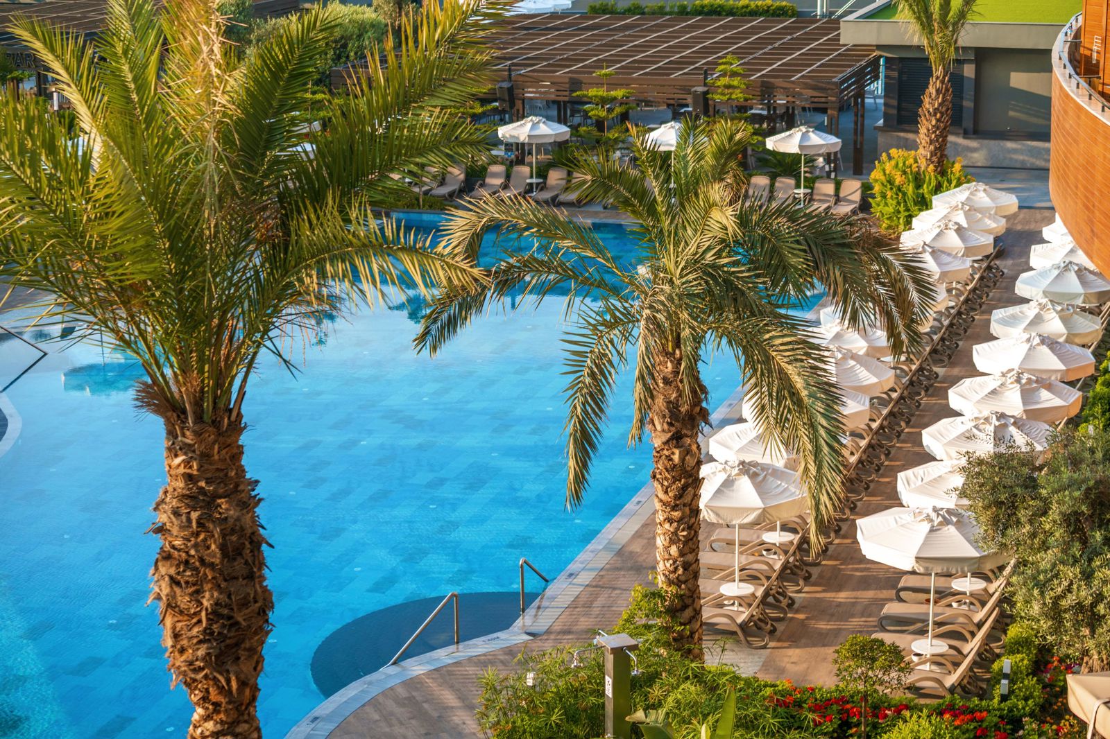 Kirman Calyptus Resort & Spa slide 5