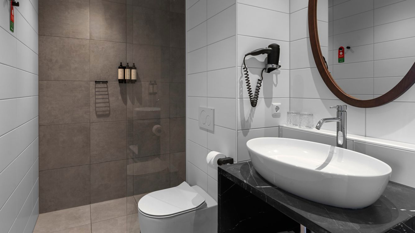 Corendon Amsterdam Schiphol Airport, a Tribute Portfolio Hotel