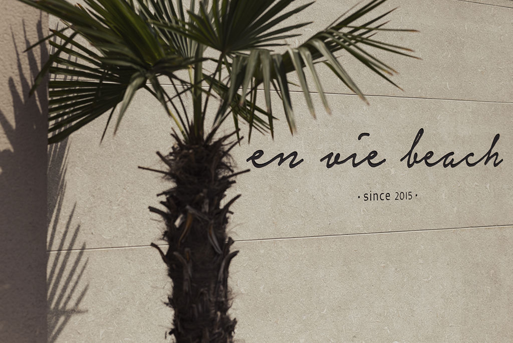 En Vie Sun Beach Hotel