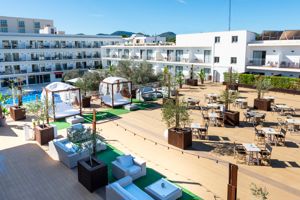 Puchet Hotel
