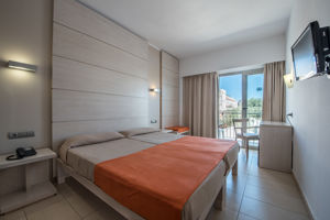 Puchet Hotel