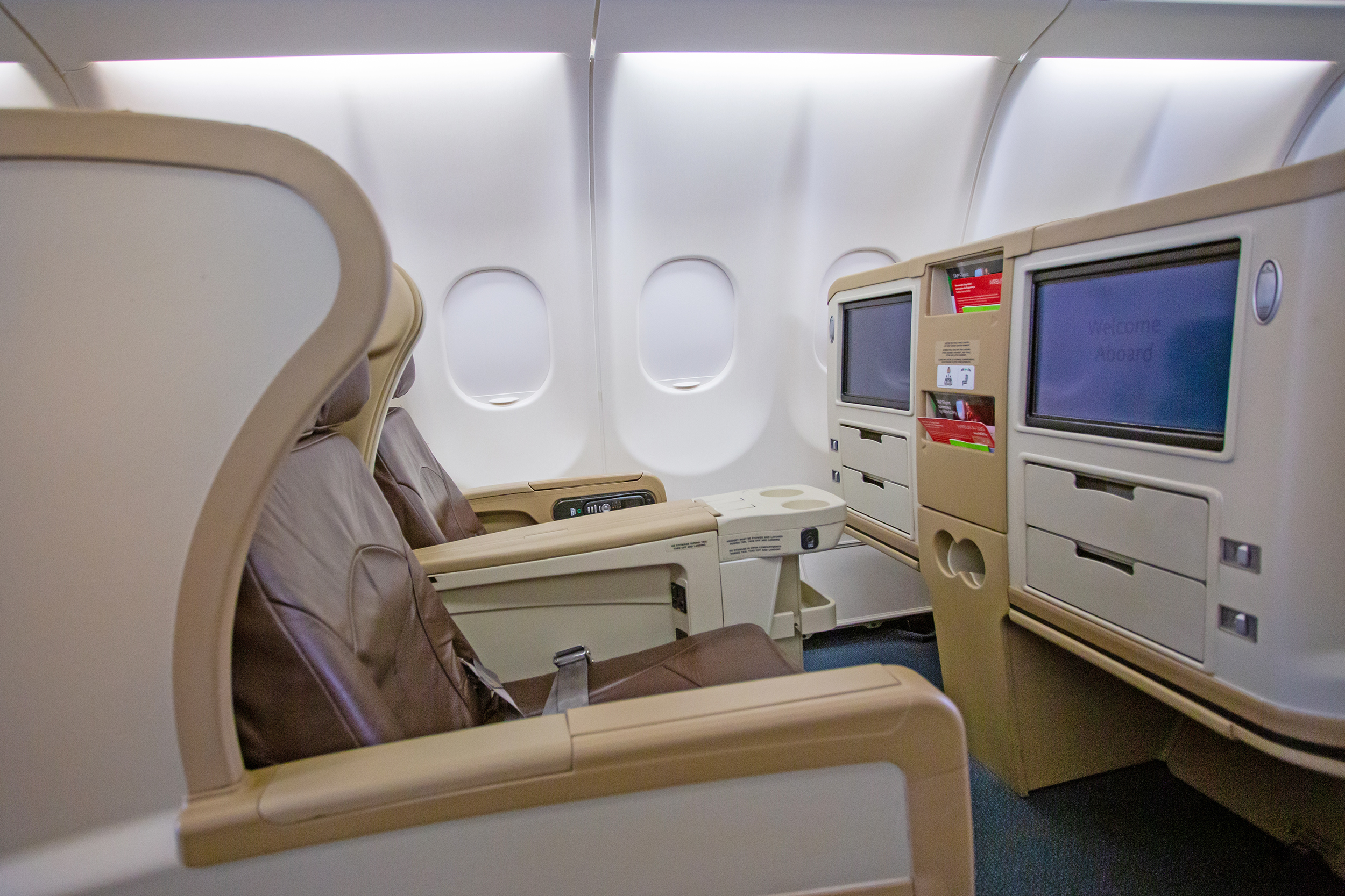 Persoonlijk entertainmentscherm in Corendon Business Class