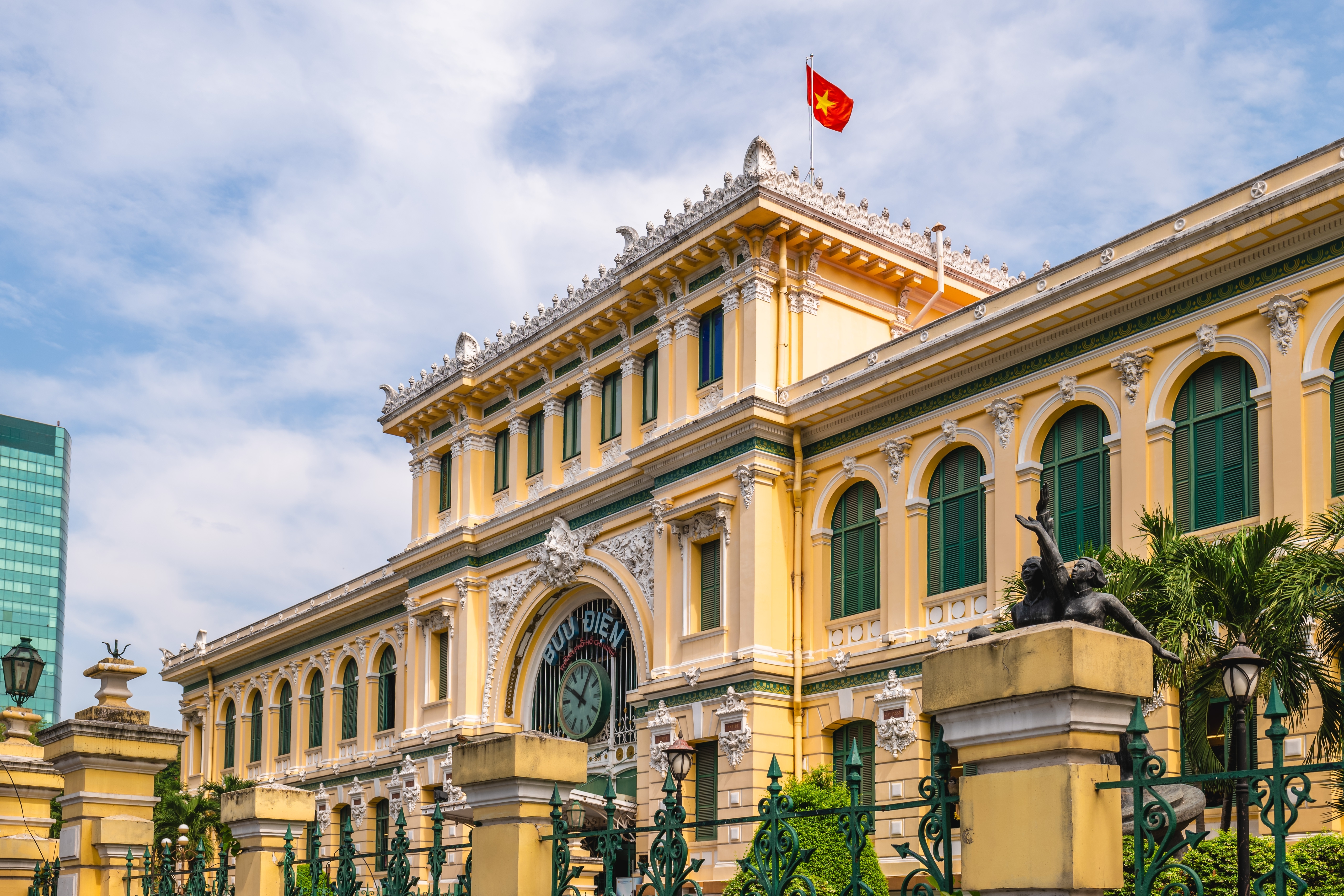 
Hue – Ho Chi Minh City
